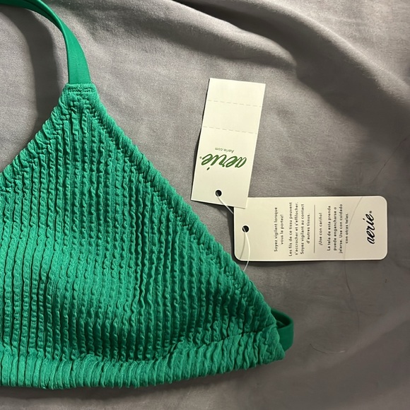 NWT Aerie Triangle bikini top - Picture 2 of 5